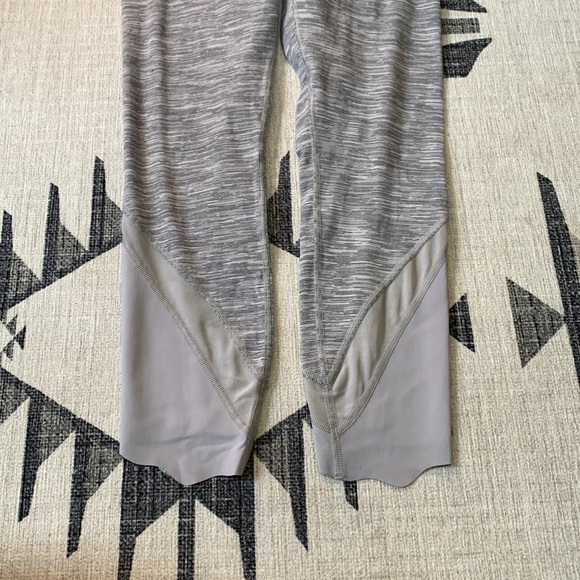 Lululemon leggings - Picture 4 of 5